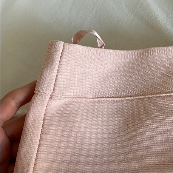 BCBG MaxAzria Pencil Skirt - Picture 4 of 5